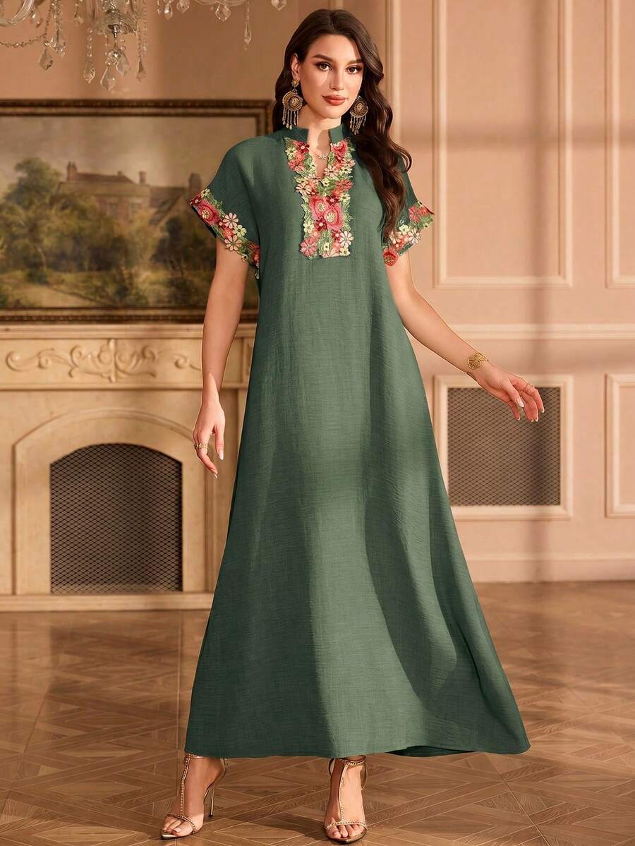 Al Najma 刺繡領花卉肩袖小立領優雅洋裝 - 綠色 - 查看 1