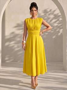 Xyvia Round Neck Ruched Solid Color Waist-Cinching Long Elegant Dress - Yellow - View 7