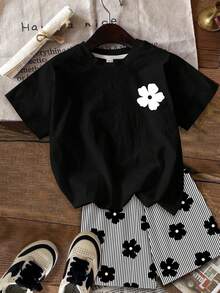 Tween Girl Casual Minimalist American Vintage Black And White Colorblock, Vacation Style, Short Sleeve Shorts 2 Pieces Set, Cozy Spring Holiday - Multicolor - View 2
