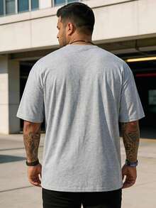 Manfinity Roghcode Plus Size Men's Casual Round Neck Short Sleeve Solid Color T-Shirt, Summer - Light Grey - View 2