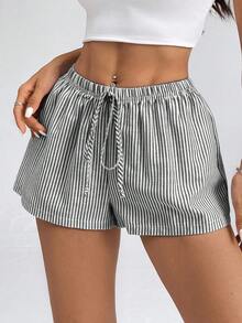 SHEIN PETITE 女款條紋低腰短褲，適合夏季度假海灘 - 黑與白 - 查看 4