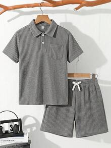 SHEIN 兒童青少年男孩休閒寬鬆純色 Polo 短袖 T 恤與短褲 2 件套，適合通勤、上學、日常休閒外出，灰色 - 彩色 - 查看 1
