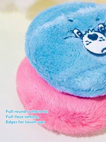 SHEIN X Care Bears 卡通熊刺繡毛絨粉撲附收納盒，柔軟長毛化妝海綿，適用散粉，溫和呵護敏感肌 - 藍色粉撲+透明收納盒 - 查看 3