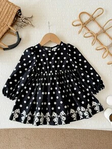 SHEIN 女嬰編織波點蝴蝶結圖案圓領花瓣袖休閒洋裝 - 黑與白 - 查看 2