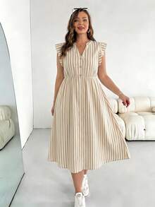 SHEIN Essnce Vestido de talla grande con estampado de rayas y volantes, manga corta, estilo casual de vacaciones, adecuado para el verano - Multicolor - Ver 3