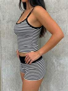 SHEIN Essnce Summer Contrast Trim Cami Top And Shorts Set - Multicolor - View 5