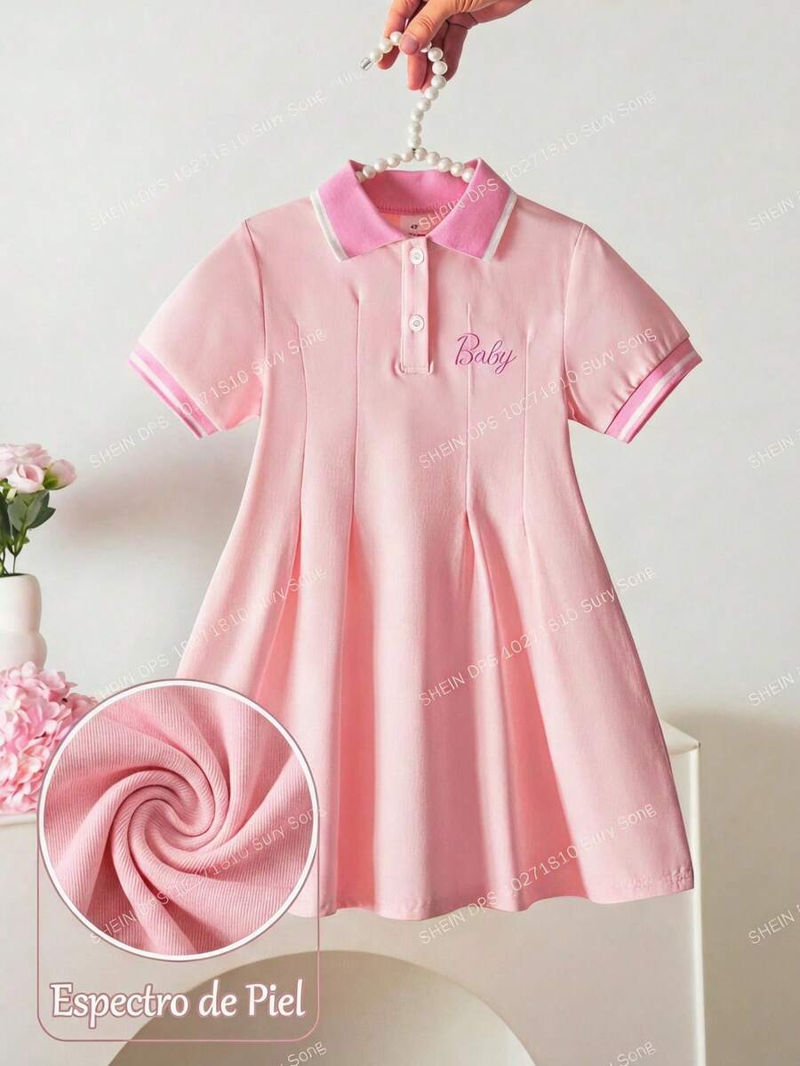 SHEIN Vestido de verano para niña con cuello y puños acanalados versátiles y lindos, con volantes bordados en rosa - Rosa - Ver 1