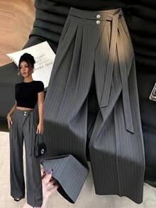 Selianne 女款春夏時尚優雅條紋長褲，腰部百褶、繫帶設計與裝飾扣，適合辦公、通勤、購物、約會、輕商務場合等 - 灰色 - 查看 1