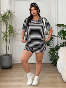 SHEIN EZwear 大尺碼女款條紋圓領短袖T恤與短褲休閒寬鬆兩件套 - 杏色 - 查看 5