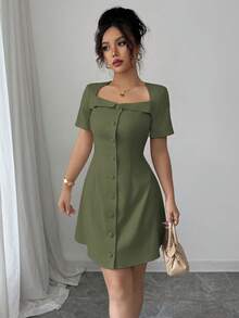 Elenzga Vestido mini de línea A con cuello trapezoidal, volantes, botones delanteros y cintura para uso diario, elegante, para primavera/verano - Verde militar - Ver 3