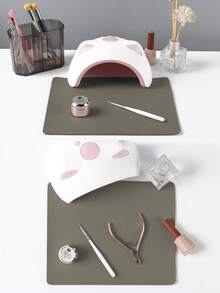 Waterproof And Durable Nail Art Table Mat, Made Of Waterproof And Soft PU Leather, Designed For Studio Tabletops And Foldable Nail Art Armrests. Ideal For Nail Artists In Salons And For Home Use. - Light gray - View 6