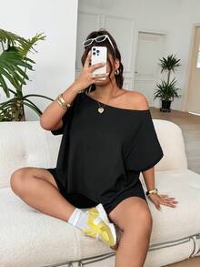 SHEIN EZwear 大尺碼女款純黑色極簡套裝 舒適露肩T恤與短褲 - 黑色 - 查看 5