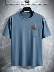 Manfinity Homme Kaos Pria Lengan Pendek Kerah Bulat dengan Saku Tempel di Dada Kiri dan Label Kulit - Dusty Blue - View 3