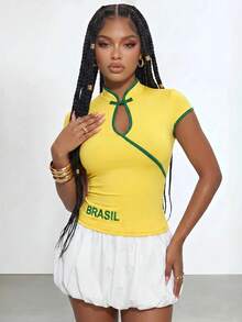 Gowayae Gowayae Women's Brazilian Color Block Frog Button Short Sleeve T-Shirt, Fitted Cropped Yellow With Green Trim - Yellow - View 5