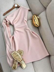 SHEIN Franclia Vestido corto sexy ajustado con cuello asimétrico, lazo y cintura ceñida, elegante vestido minimalista sexy para mujer para verano, viajes, citas y uso en la oficina - Rosa - Ver 3