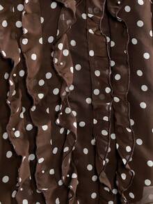 Modelyn Blus Wanita Ukuran Besar Model Plus dengan Kerah Bentuk Tetesan Air, Ruffle, Lengan Pendek, Bahan Chiffon, Motif Polkadot, Potongan Longgar, Cocok untuk Liburan di Rumah atau Acara Musim Panas - Coffee Brown - View 5