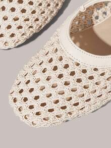 Styleloop Women's Buckle Design Daily Travel Versatile Fashion Flat Shoes - rice apricot - View 6