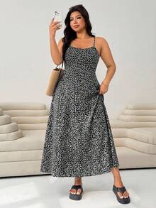 SHEIN EZwear 大尺碼女款花卉方領細肩帶洋裝 夏季時尚 - 黑色 - 查看 5