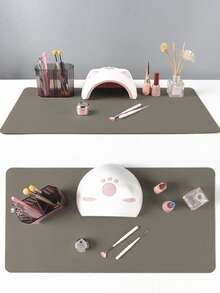 Waterproof And Durable Nail Art Table Mat, Made Of Waterproof And Soft PU Leather, Designed For Studio Tabletops And Foldable Nail Art Armrests. Ideal For Nail Artists In Salons And For Home Use. - Light gray - View 5
