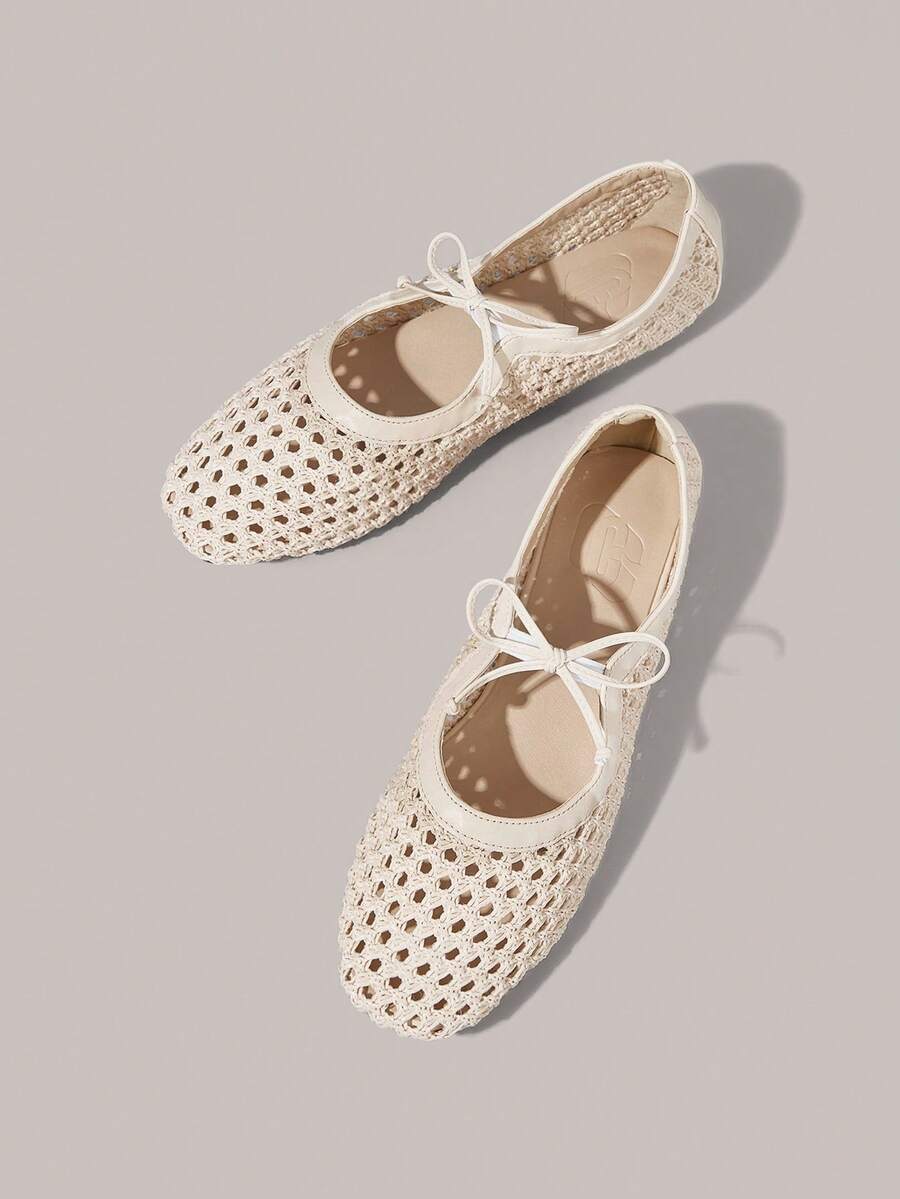 Styleloop Women's Buckle Design Daily Travel Versatile Fashion Flat Shoes - rice apricot - View 1