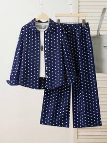 SHEIN Elladie kids 女童（大童）海軍藍波點長袖兩件套，海軍藍底色配白色波點上衣，長袖翻領襯衫，單排圓鈕扣設計方便穿脫，搭配同材質寬腿長褲，垂墜感佳，適合短途旅行與休閒外出 - 藏蓝色 - 查看 3