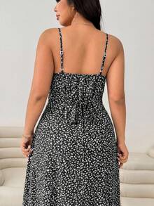 SHEIN EZwear 大尺碼女款花卉方領細肩帶洋裝 夏季時尚 - 黑色 - 查看 2