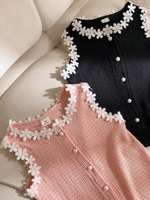 SHEIN Genkimix Kids 2件/組 女童幼童極簡時尚3D提花面料無袖背心上衣，袖口與領口飾有花卉裝飾，黑粉配色，夏季休閒百搭上衣 - 彩色 - 查看 4