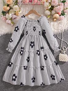 SHEIN Girls' Spring/Autumn New Square Neck Puff Long Sleeve Shirred Waist Multi-Layer Ruffle Hem French Style Gentle Sweet Beach Island Vacation Striped Floral Print Long Sleeve Dress For Picnic Camping Photography Versatile Outfit - Black and White - View 3