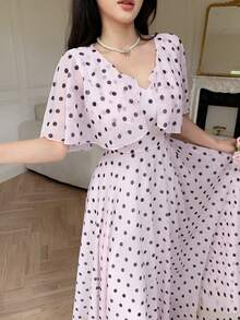 Modelyn 女款V領大翻領收腰A字波點印花洋裝 - 粉色 - 查看 6