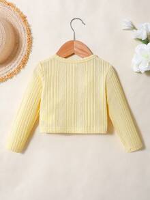 SHEIN Elladie kids 女嬰春夏紋理布料舒適百搭日常開襟衫，嬰幼兒春秋針織長袖前開式拼接荷葉邊短版波羅衫，輕盈柔軟，可搭配多款洋裝，適合女嬰秋季日常外出與疊穿，溫柔甜美 - 黃色 - 查看 3