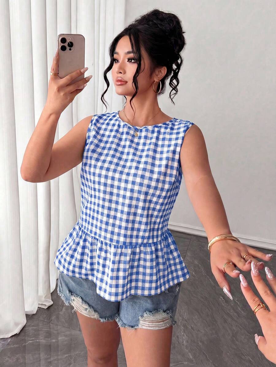 SHEIN Clasi 春夏清新格紋百搭無袖大尺碼女款上衣 - 藍色 - 查看 1