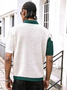 GALLERY FADE Top de punto con bloques de color, patchwork e impresión de letras para hombre - Verde Oscuro - Ver 2