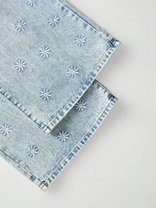 GlowEve Women's Casual Washed Floral Embroidered Wide Leg Jeans - Blue - View 3