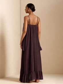 Vesra Gaun Camisole Longgar Wanita Warna Polos dengan Ruffle dan Hem Asimetris - Coklat - View 2