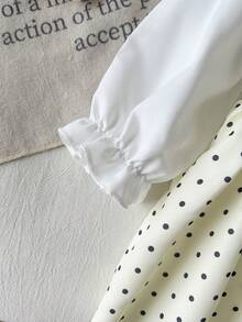 SHEIN Vintaside Kids Gaun A-Line 2-in-1 Lengan Panjang Berkerah dan Mengembang untuk Bayi Perempuan. Siluet A-Line klasik, cocok untuk berbagai tipe tubuh bayi. Desain kerah yang unik menambahkan sentuhan formalitas, lengan mengembang yang dirancang dengan cerdas untuk tampilan yang manis dan ceria. Desain 2-in-1 yang mewah. - Aprikot - View 8