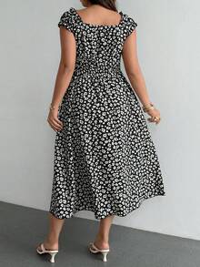 Sunnyshic Plus Size Fashionable Small Floral Print Petal Sleeve Cinched Waist Summer Women's Dress - Black - View 2