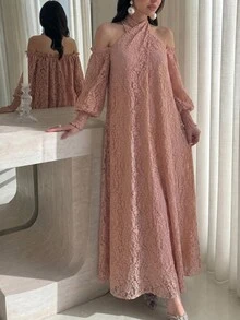 Al Najma 女款粉色編織蕾絲扭結掛脖蘑菇鈕扣長袖優雅浪漫阿拉伯風洋裝 - 粉色 - 查看 9