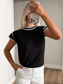 Women's Short-Sleeved Circle Neck Viscose Blouse - Black - View 7