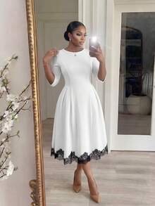 SHEIN Lady CURVE 大尺碼時尚蕾絲拼接百褶圓領洋裝 - 彩色 - 查看 3