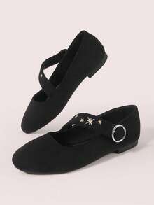 CUCCOO DOLLMOD Sepatu Mary Jane Ujung Bulat dengan Kancing Bordir Bintang, Sepatu Flat Hak Rendah Suede Hitam Gaya Retro Sastra - Hitam - View 3