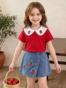 SHEIN Playful Pals 返校季女童休閒可愛圓領標準肩紅色T恤與草莓刺繡牛仔裙褲套裝，夏季 - 紅色 - 查看 2