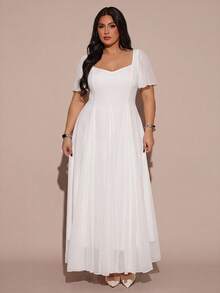 SHEIN BAE 大尺碼女款純色心形領荷葉邊短袖優雅洋裝 - 白色 - 查看 3