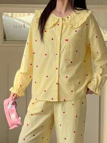 DAZY Conjunto de ropa de descanso para niña preadolescente con estampado de corazones en todo el Body y ribete en contraste, ropa de otoño - Amarillo - Ver 1