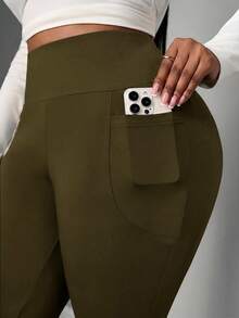 SHEIN PETITE CURVE 大尺碼女款秋冬開學季休閒居家瑜伽舒適戶外純黑色針織彈性腰高腰口袋喇叭褲，口袋內搭褲 - 軍綠色 - 查看 8