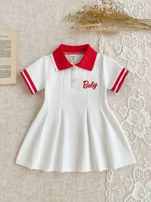 SHEIN 粉色新生女嬰夏季可愛開學 Polo 領短袖刺繡 A 字前扣公主風軟綿日常洋裝 - 紅白色 - 查看 10