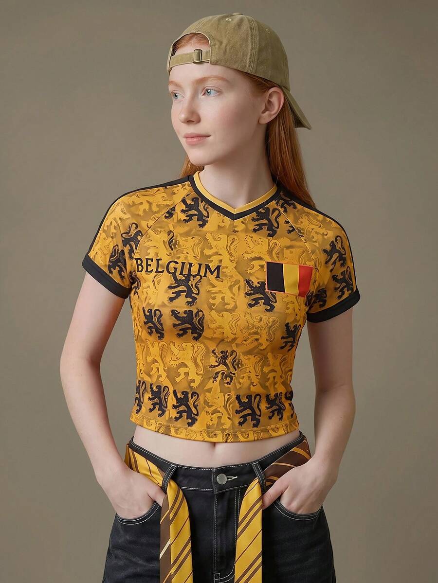 Elnivra BELGIUM 火焰圖案紅黃對比短版收腰運動球衣T恤 - 黃色 - 查看 1