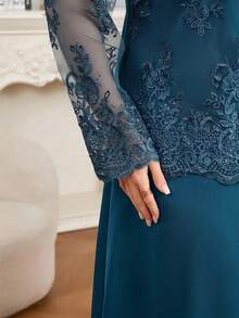 Modelyn 大尺碼女款花卉刺繡網紗長袖開襟上衣與洋裝優雅兩件套 - 藍色 - 查看 4