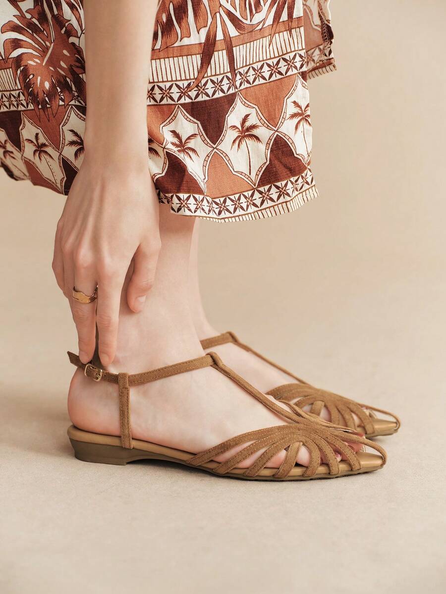Rosivie Sandalias planas de mujer Camel con tejido T, punta esmerilada, estilo bohemio, para vacaciones y uso diario - Caqui - Ver 1