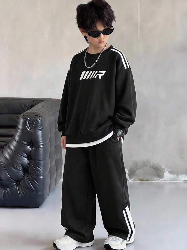 2pcs Tween Boys Casual Street Style Korean Black Crew Neck Long Sleeve Sweatshirt And Solid Color Elastic Waist Sweatpants Set, Suitable For Back To School, Birthday, Baby Shower, Holiday Party, Autumn/Winter