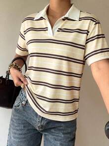 Siren Gaze 女款棕色條紋 Polo 短袖 T 恤，返校季上衣，街頭風學院風休閒，適合返校、學校、早午餐 - 杏色 - 查看 7